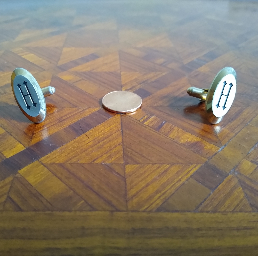 Vintage HICKOK signature gold-tone cufflinks